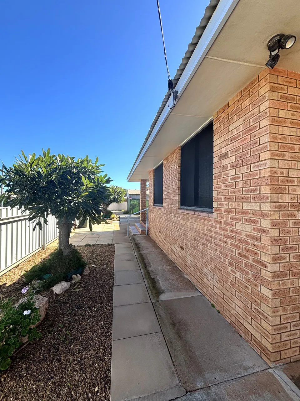 35 Crowther Street — photo 6 of 30