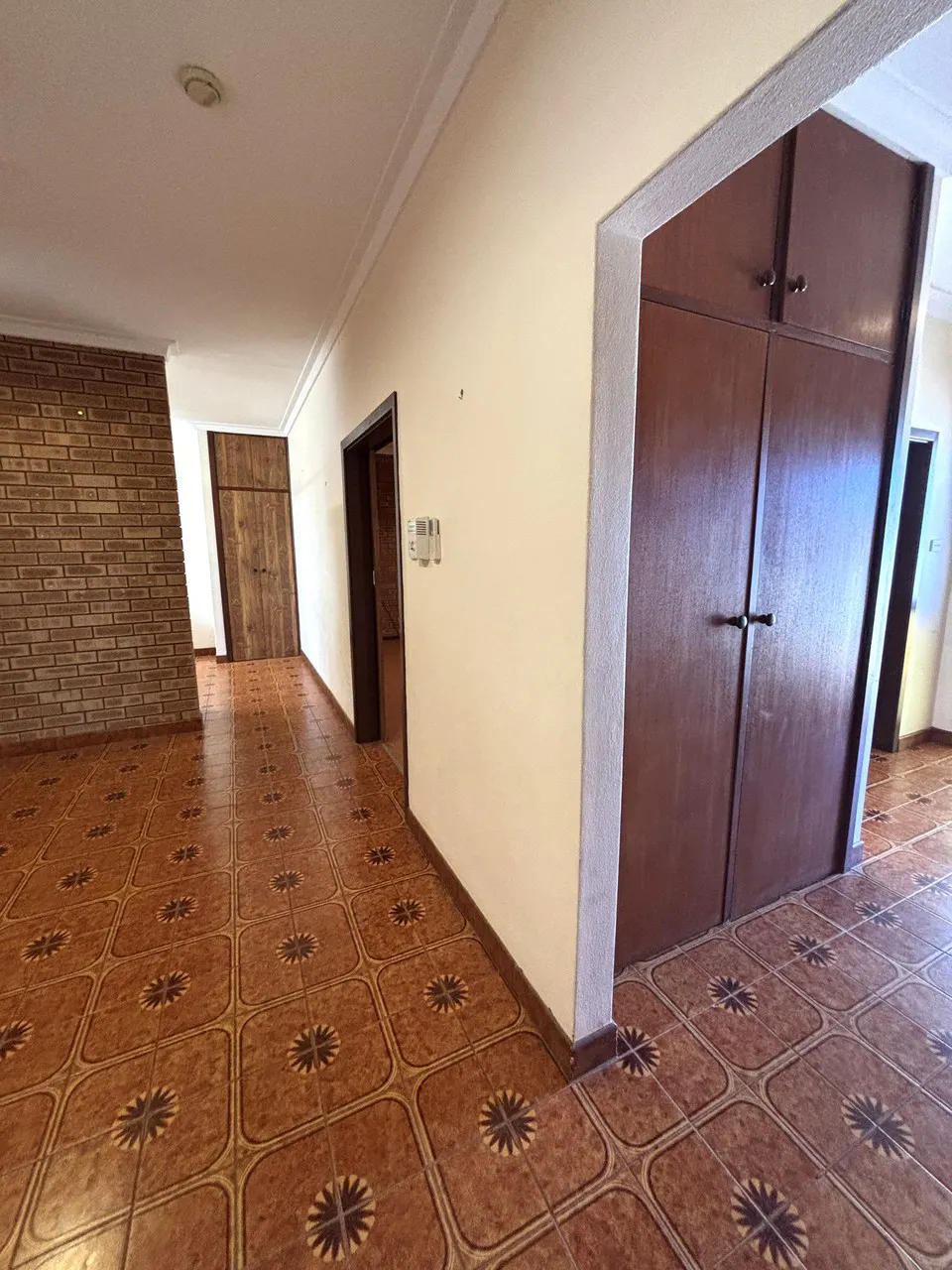 35 Crowther Street — photo 19 of 30