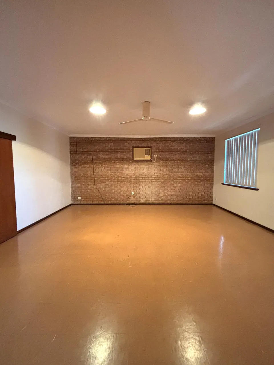 35 Crowther Street — photo 9 of 30