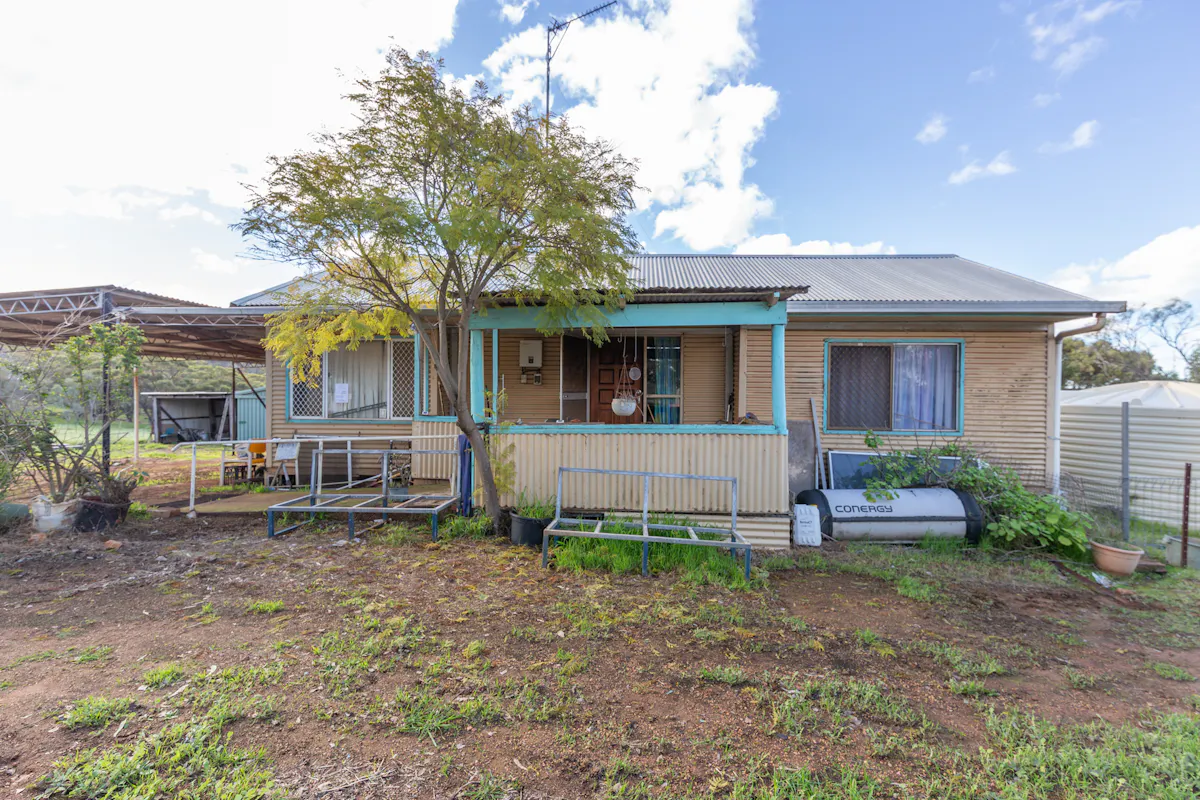 716 Julimar Road — photo 3 of 15