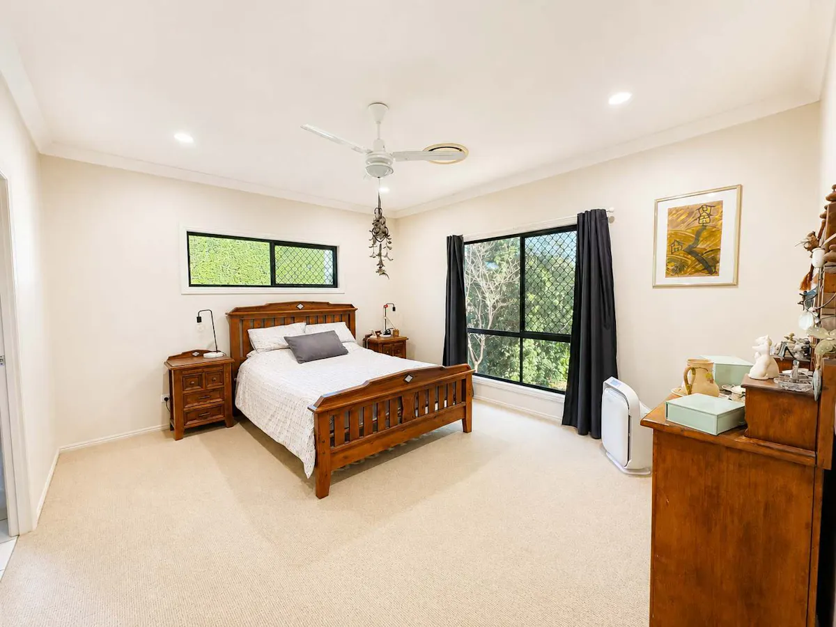 22 Winton Street — photo 10 of 19