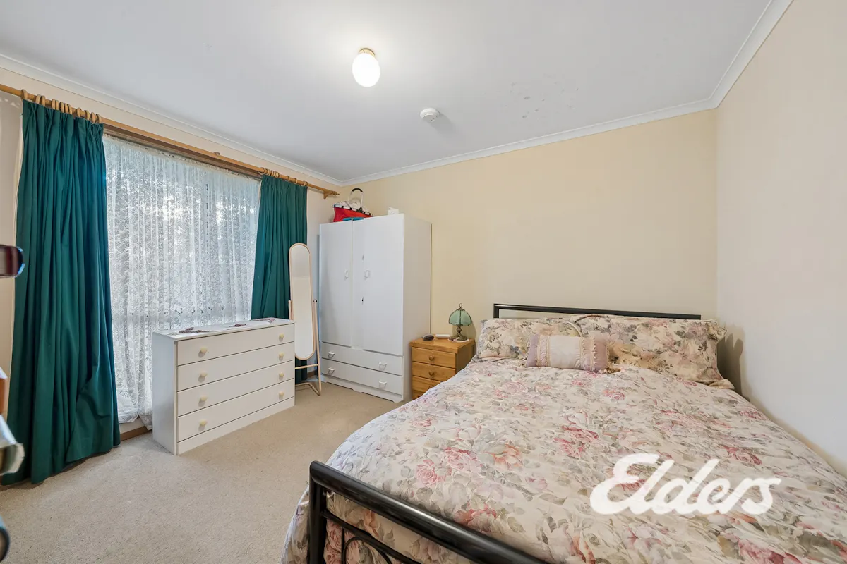 37 McLean Street — photo 10 of 17