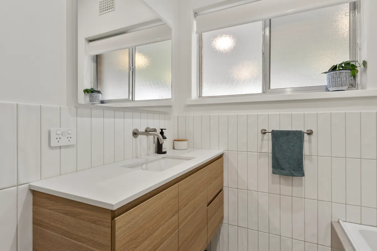 128 Main North Road — photo 18 of 27