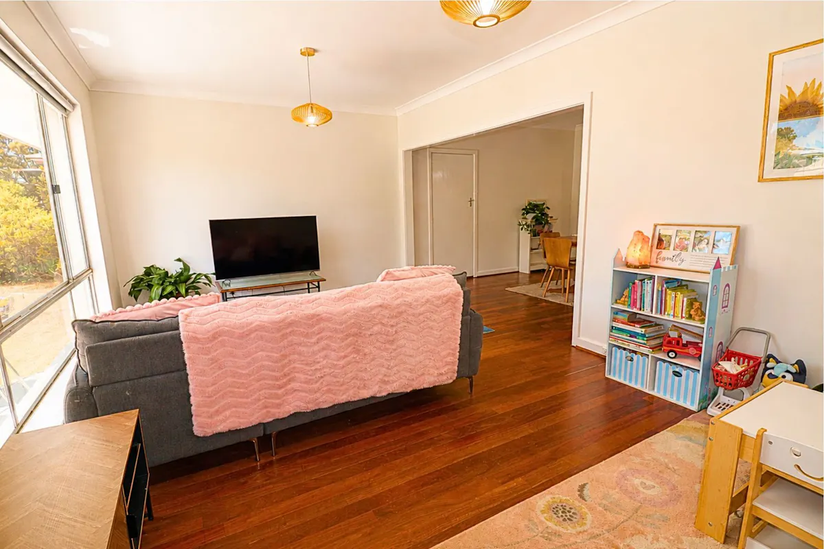 6 Rogers Street — photo 2 of 20