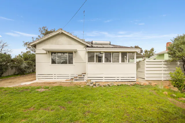 10 Walarat Road — photo from Elders Real Estate - Northam and Toodyay Specialists