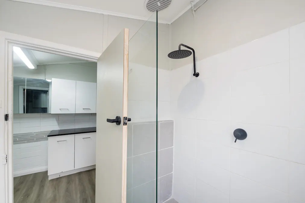 10 Walarat Road, Northam, WA, 6401 - Image 20