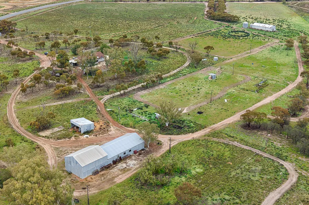 2431 Dowerin-Kalannie Road, Minnivale, WA, 6462 - Image 2