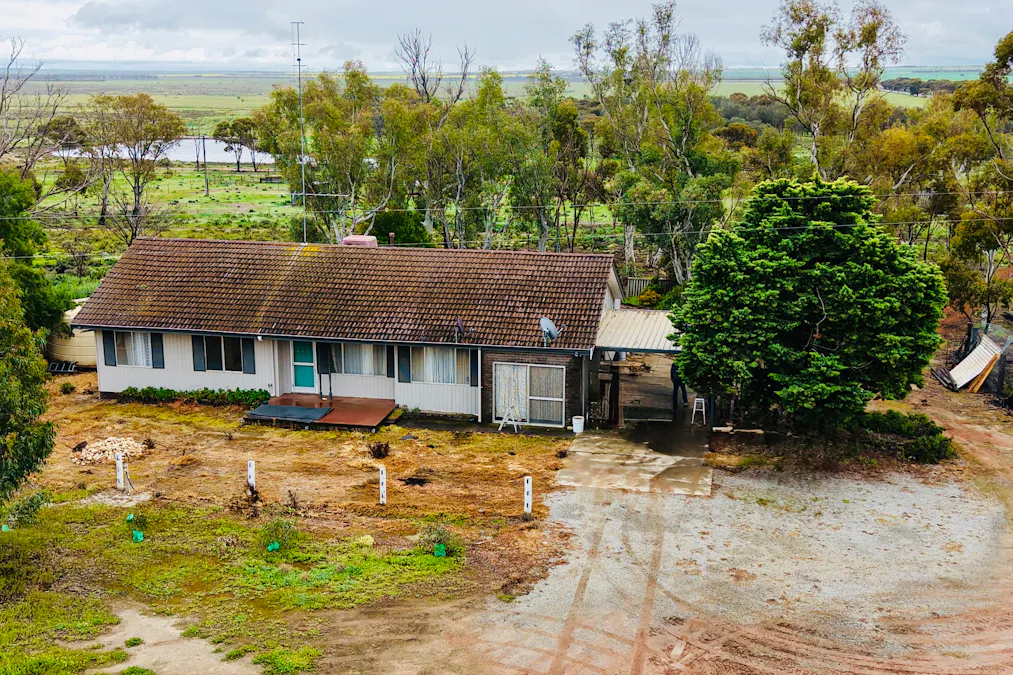 2431 Dowerin-Kalannie Road, Minnivale, WA, 6462 - Image 8