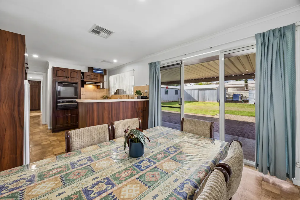 31 Mitchell Avenue, Murray Bridge East, SA, 5253 - Image 10