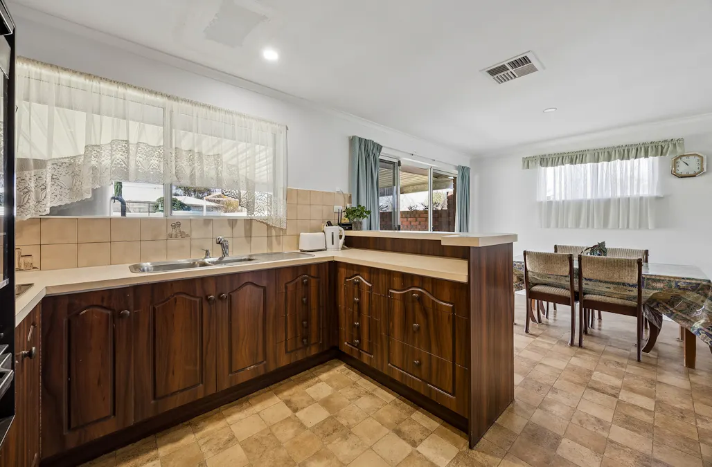 31 Mitchell Avenue, Murray Bridge East, SA, 5253 - Image 12