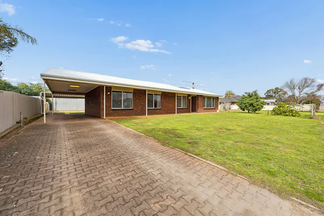31 Mitchell Avenue — photo from Elders Real Estate Murraylands