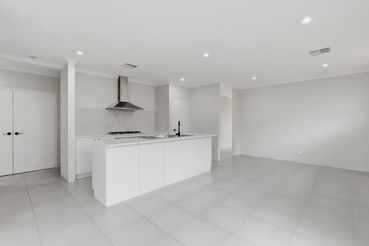 69 Sandbanks Road — photo 2 of 20