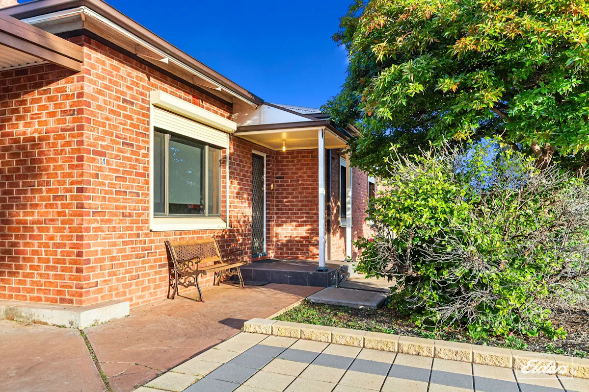 4 McIntosh Street — photo 4 of 30