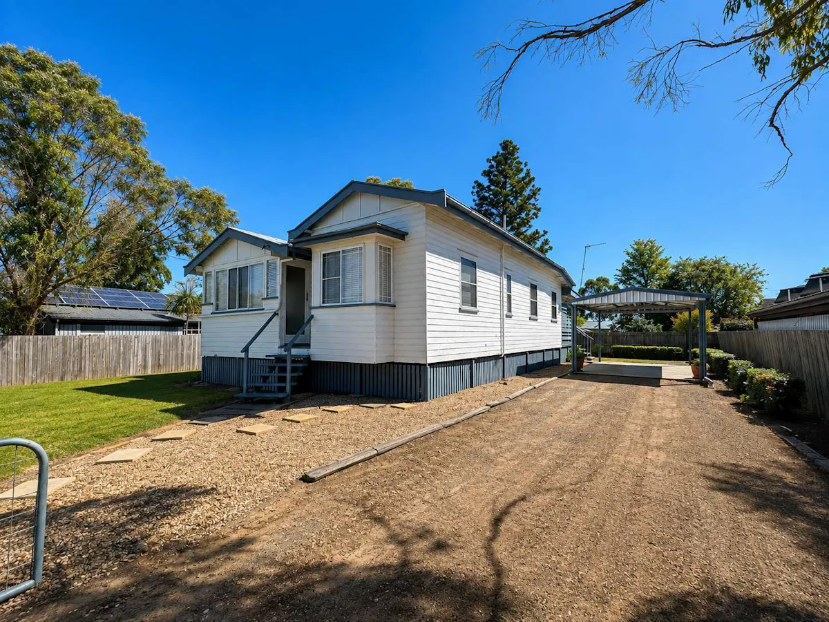 16A Geisel Street — photo 3 of 14