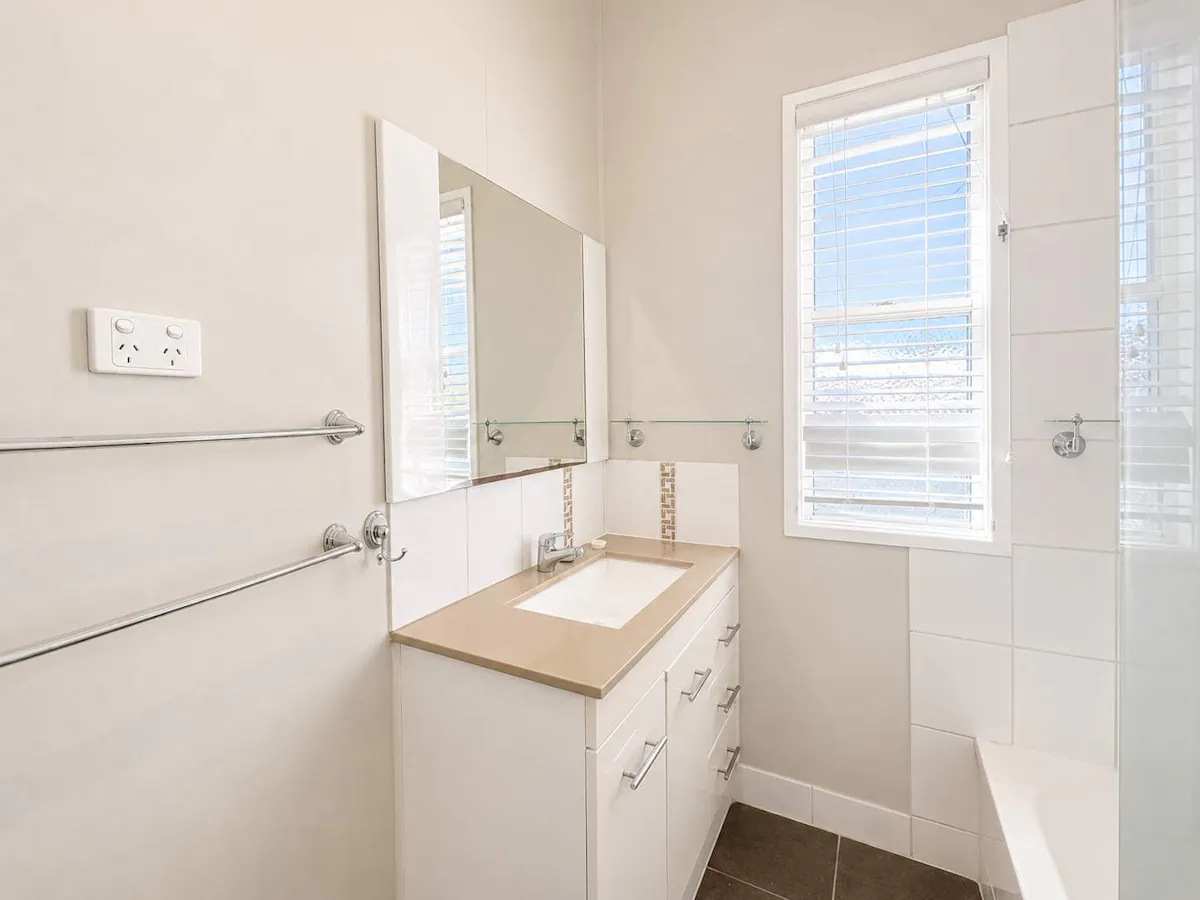 16A Geisel Street — photo 11 of 14