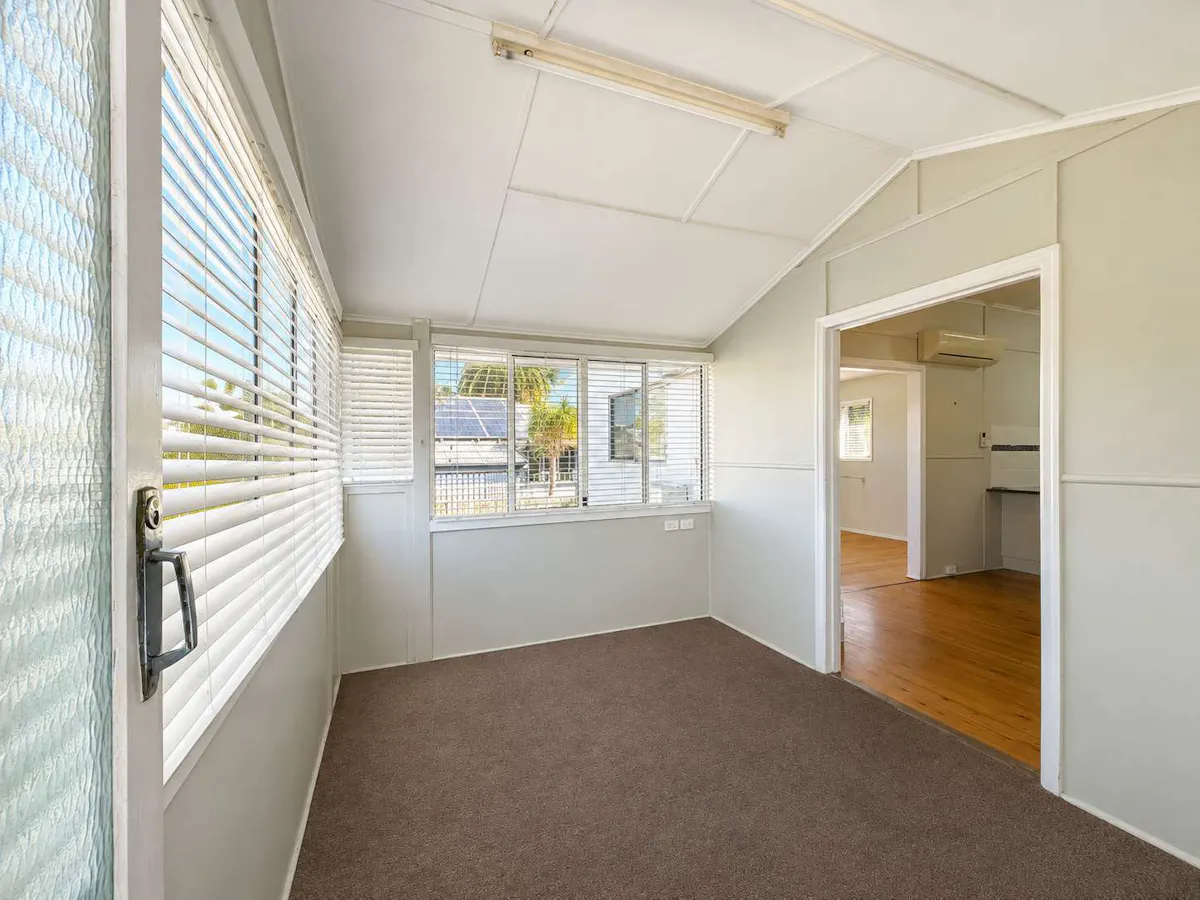 16A Geisel Street — photo 4 of 14