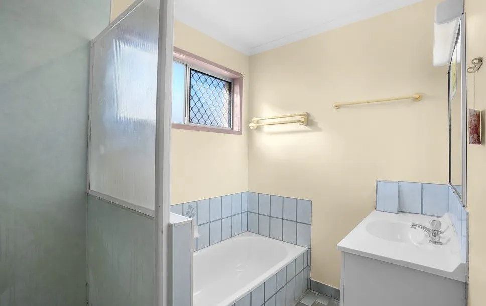 3 Saturn Crescent, Telina, QLD, 4680 - Image 4
