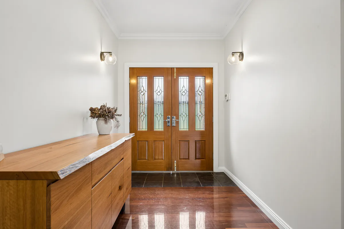9 Stuart Court — photo 3 of 30