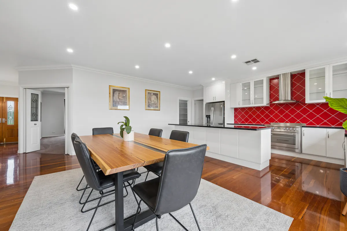 9 Stuart Court — photo 4 of 30