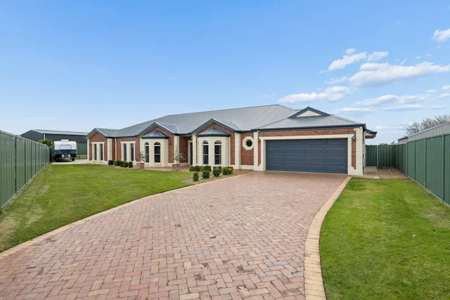 9 Stuart Court — photo from Elders Real Estate Mount Gambier