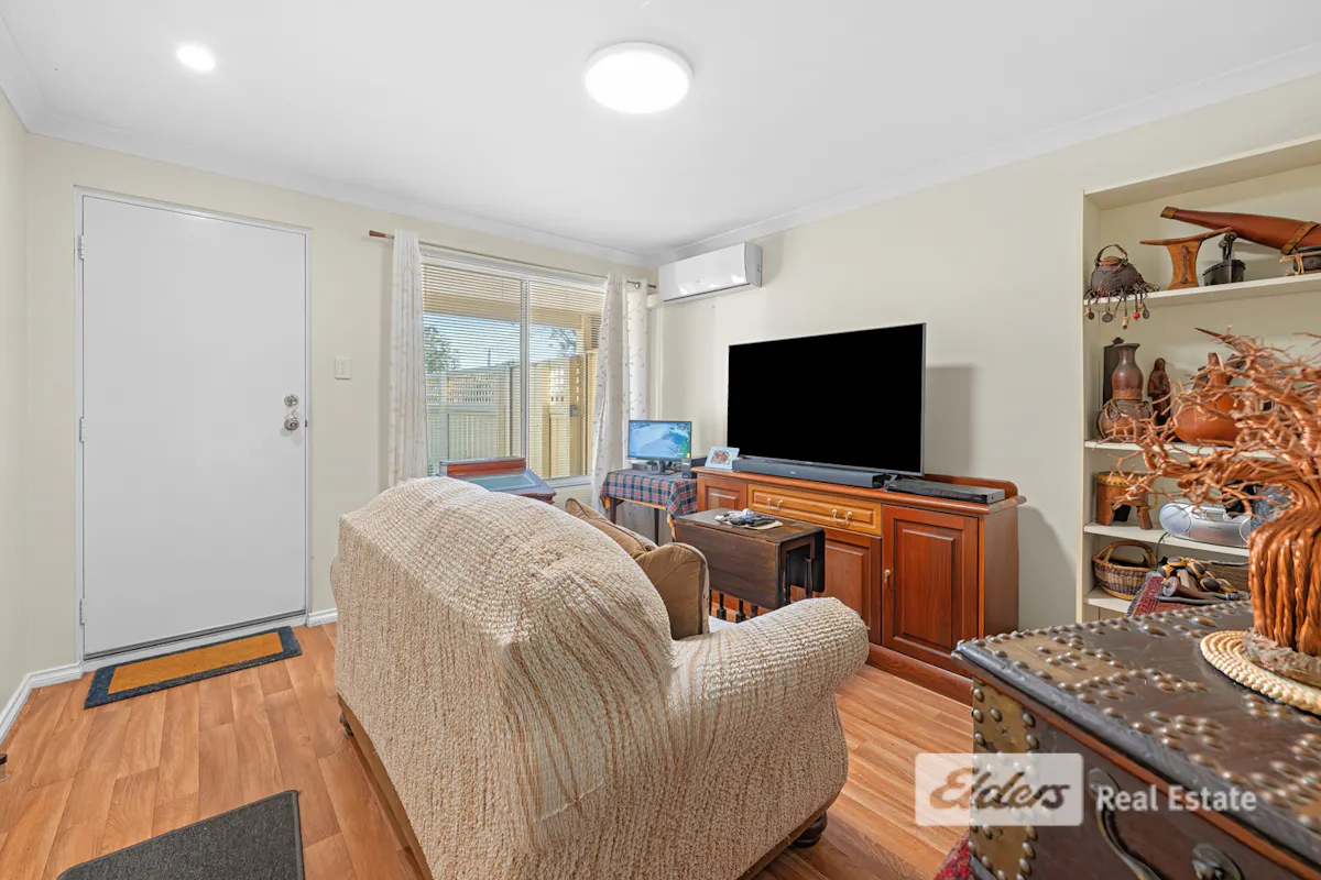 4 Wansbrough Street — photo 5 of 22