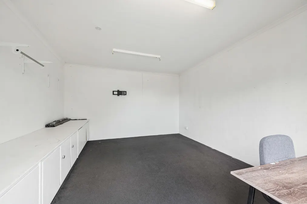 61 Pick Avenue, Mount Gambier, SA, 5290 - Image 15