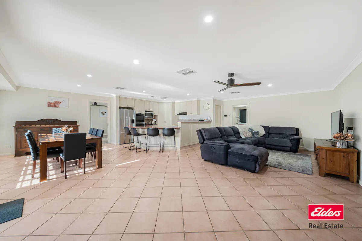 9 Culgoa Court — photo 4 of 19