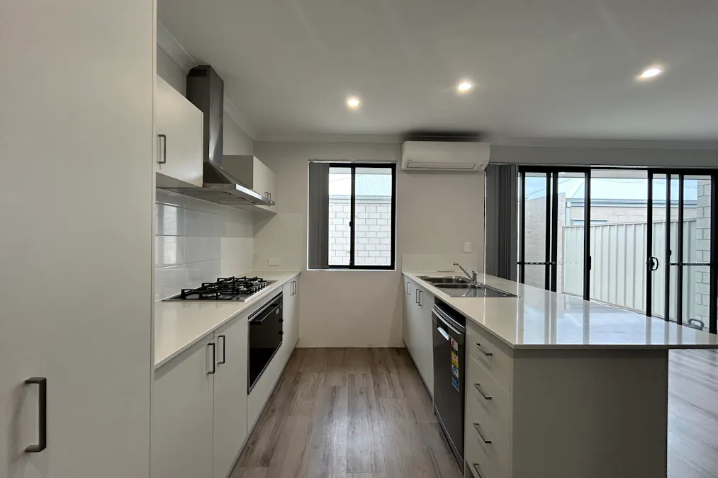 8B Andromeda Road, Australind, WA, 6233 - Image 4