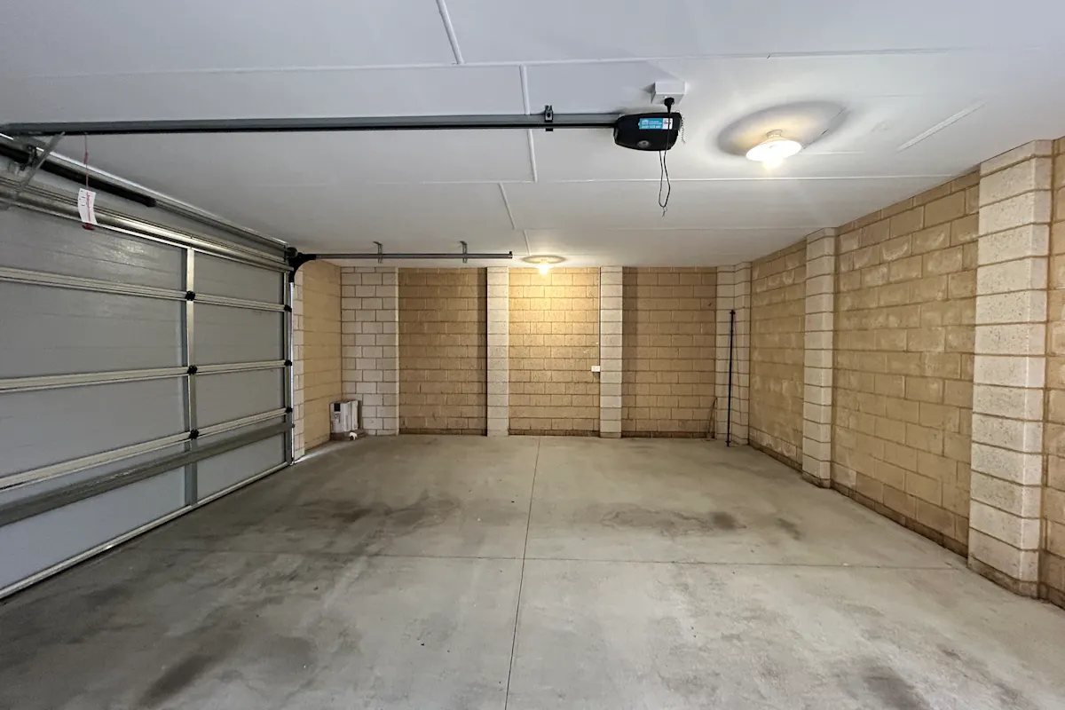 8B Andromeda Road — photo 10 of 11