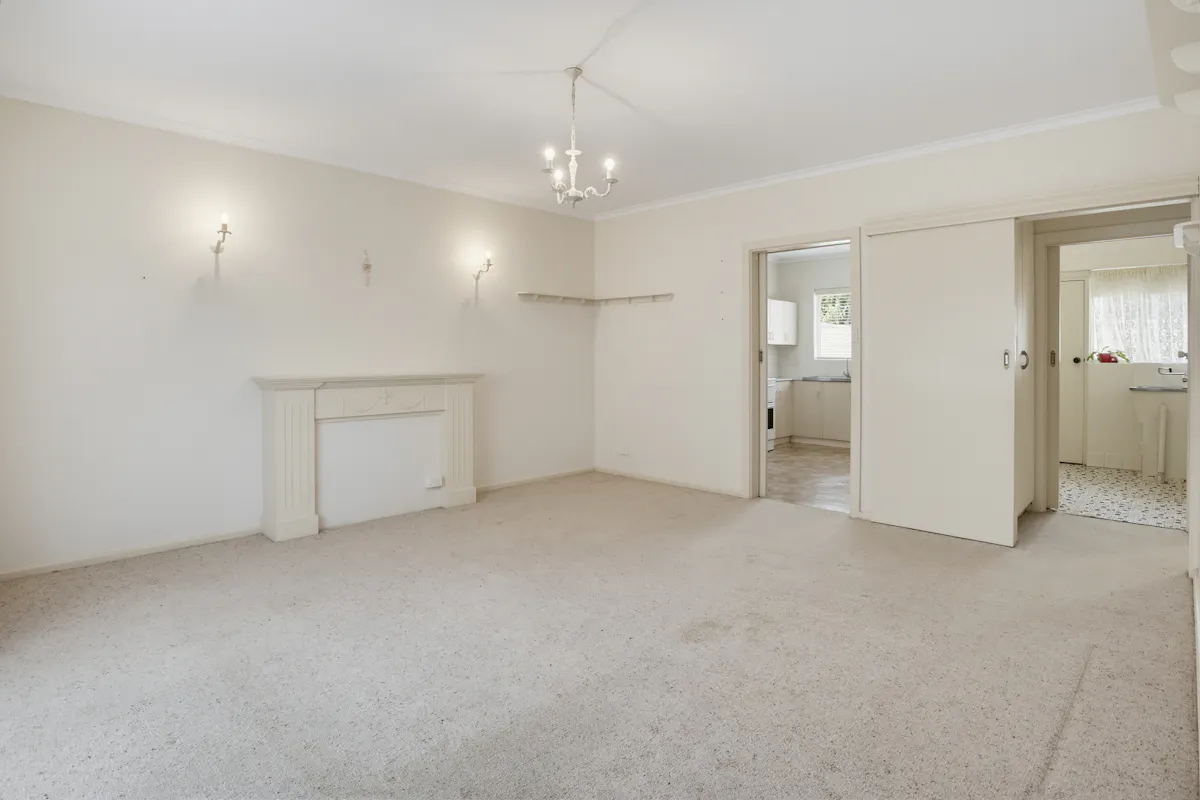 5/3 Giles Street — photo 3 of 21