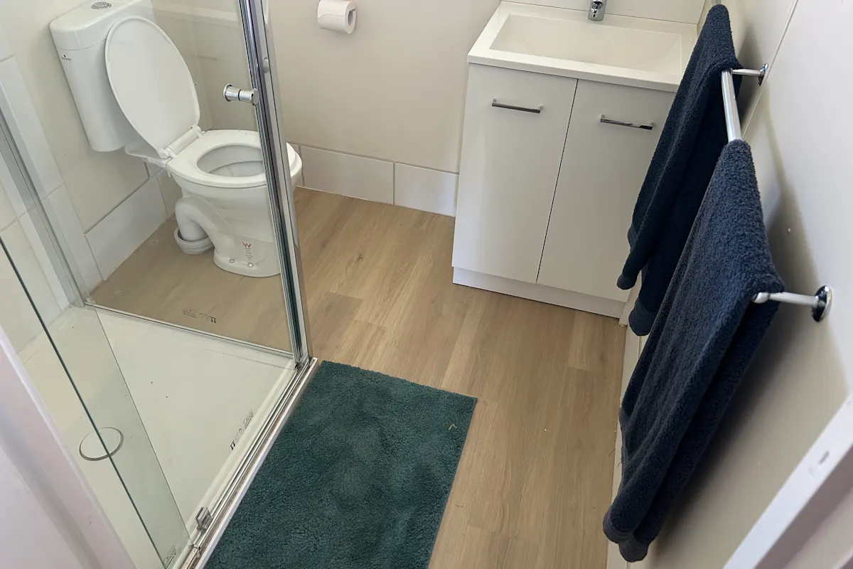 18 Greenham Street — photo 16 of 25
