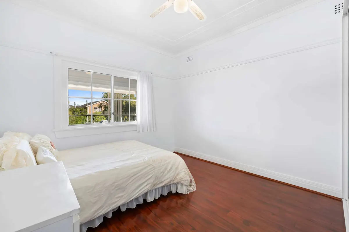 35 Dean Street — photo 14 of 23