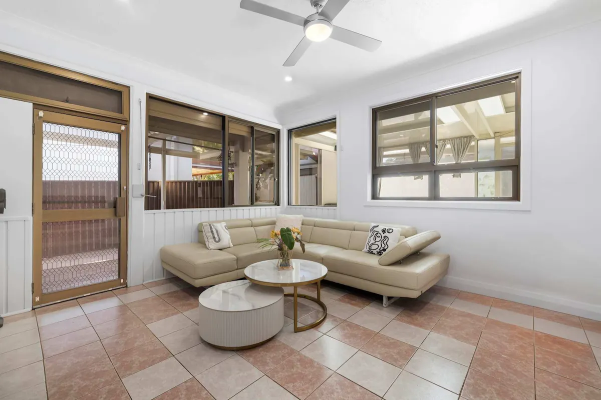 35 Dean Street — photo 12 of 23