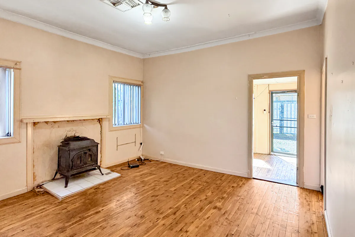 40 Becker Street — photo 3 of 13