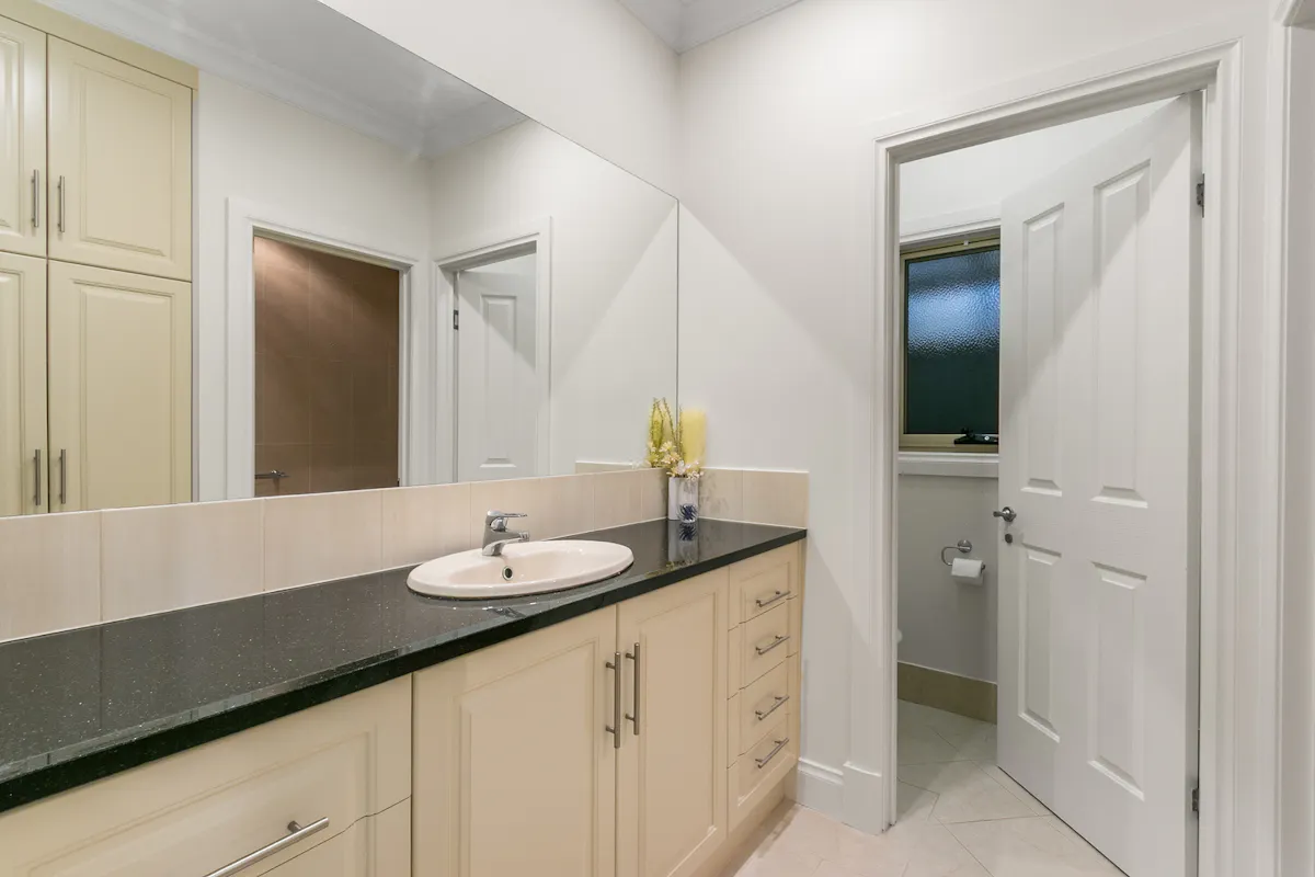 59 Railway Terrace — photo 17 of 30