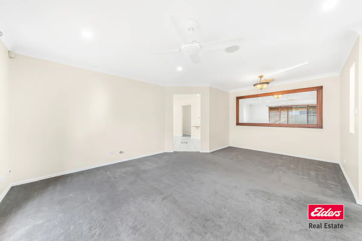18 Castlereagh Avenue — photo 2 of 15
