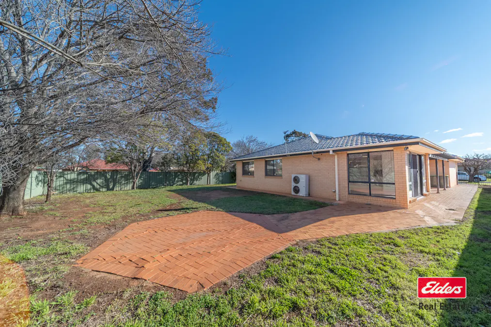 18 Castlereagh Avenue, Dubbo, NSW, 2830 - Image 11