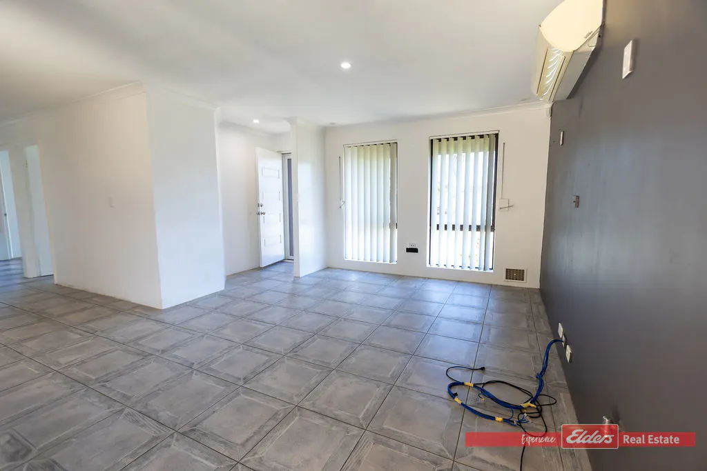 20/91 Lowanna Way — photo 7 of 22