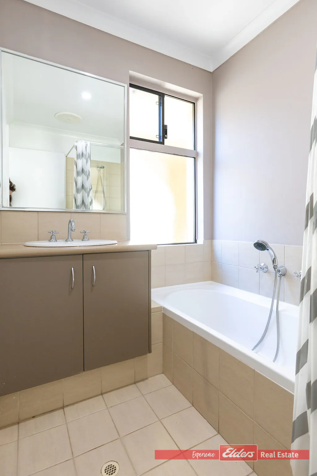 20/91 Lowanna Way — photo 14 of 22