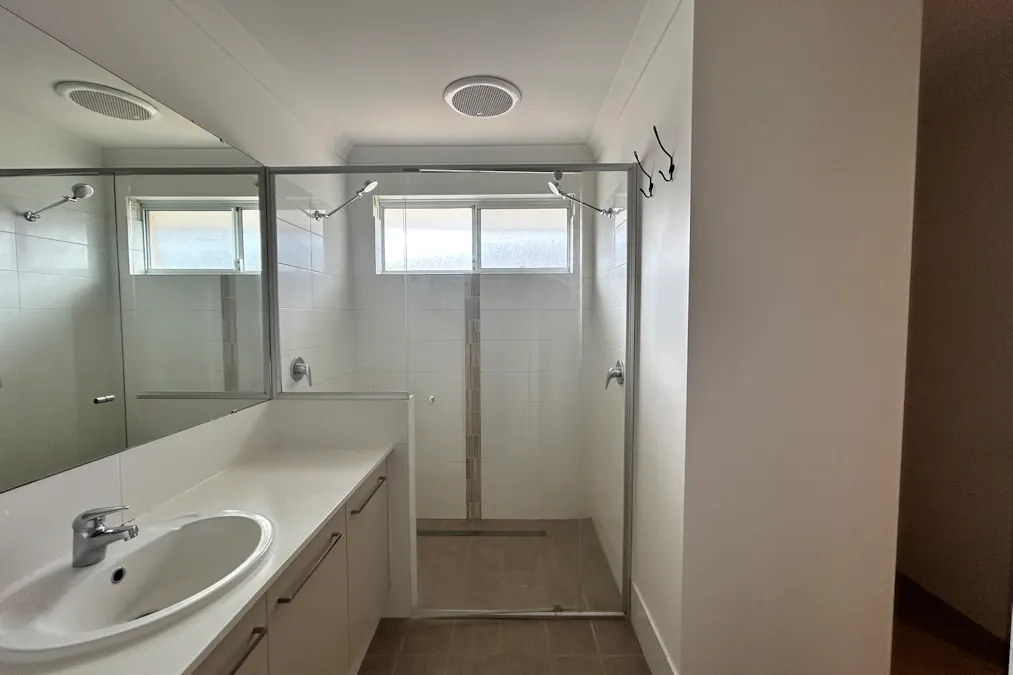 30 Supanova Lane, Australind, WA, 6233 - Image 9