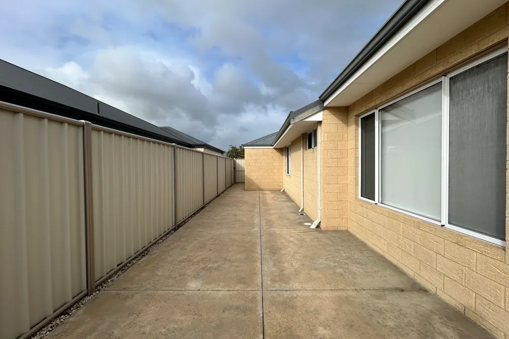 30 Supanova Lane, Australind, WA, 6233 - Image 17
