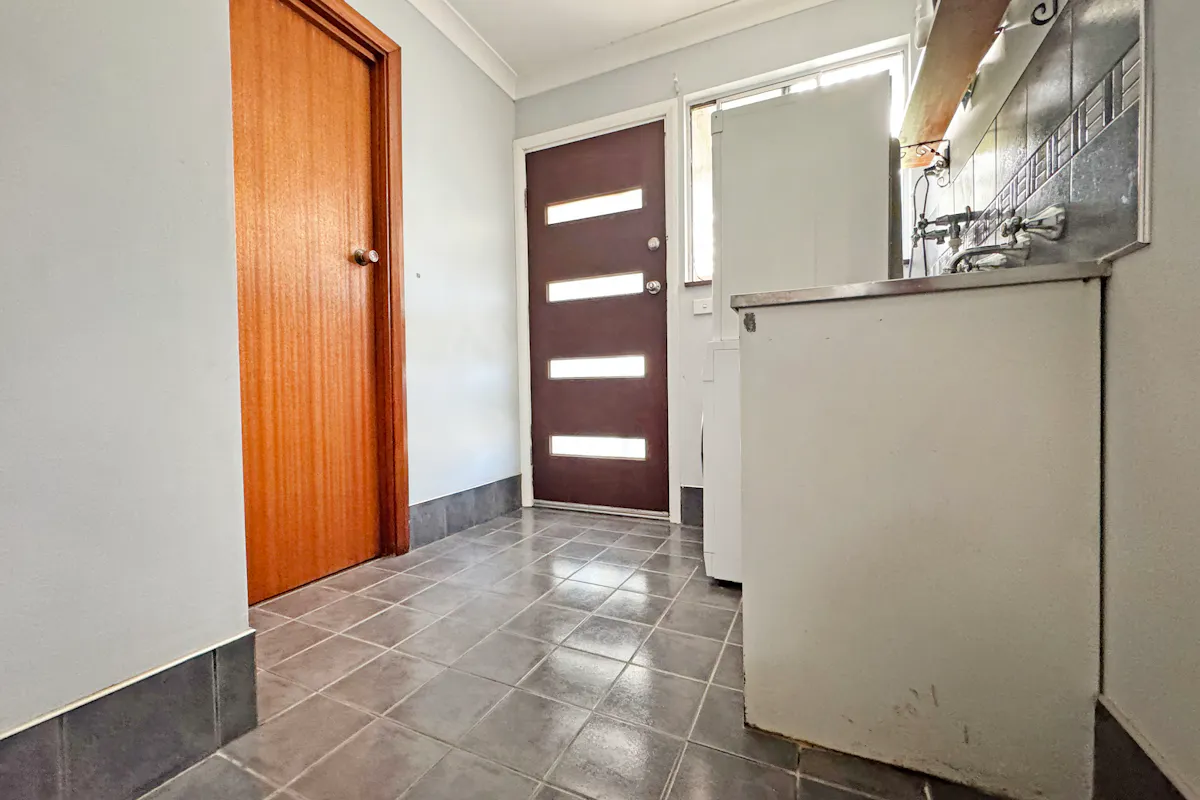 17 Sims Street — photo 9 of 13