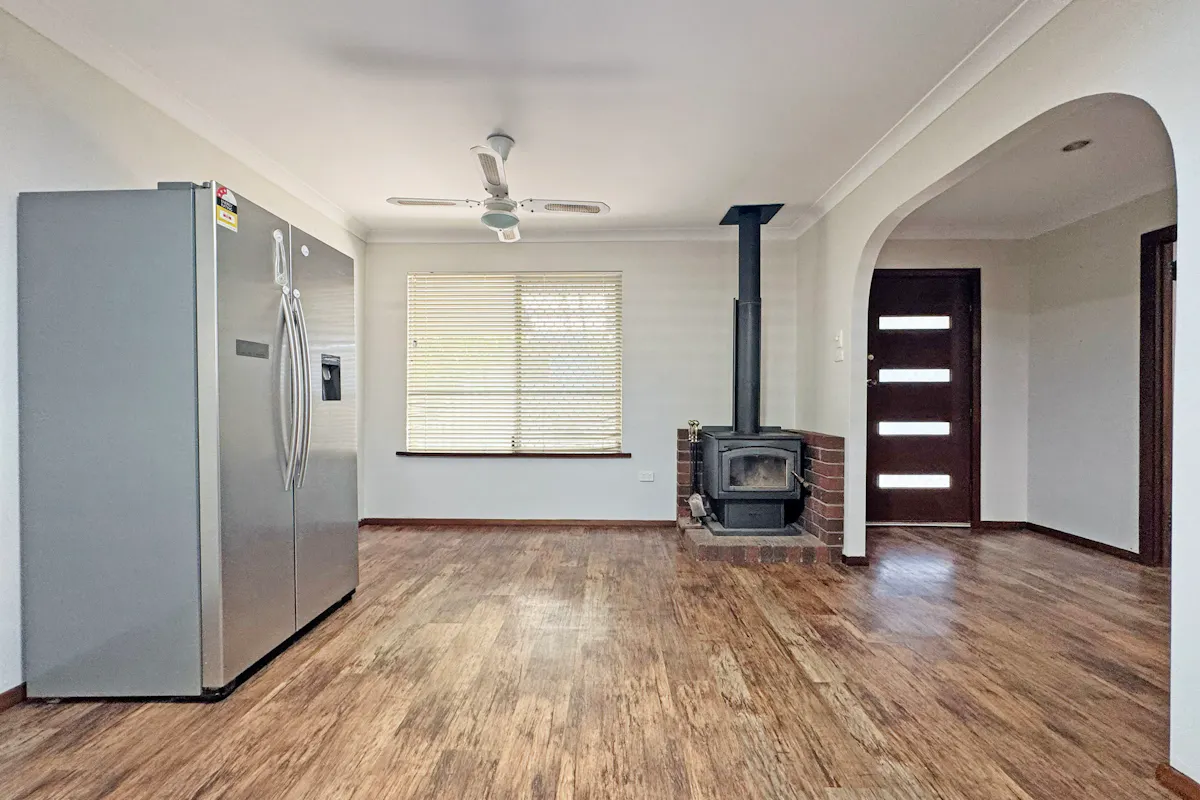 17 Sims Street — photo 3 of 13