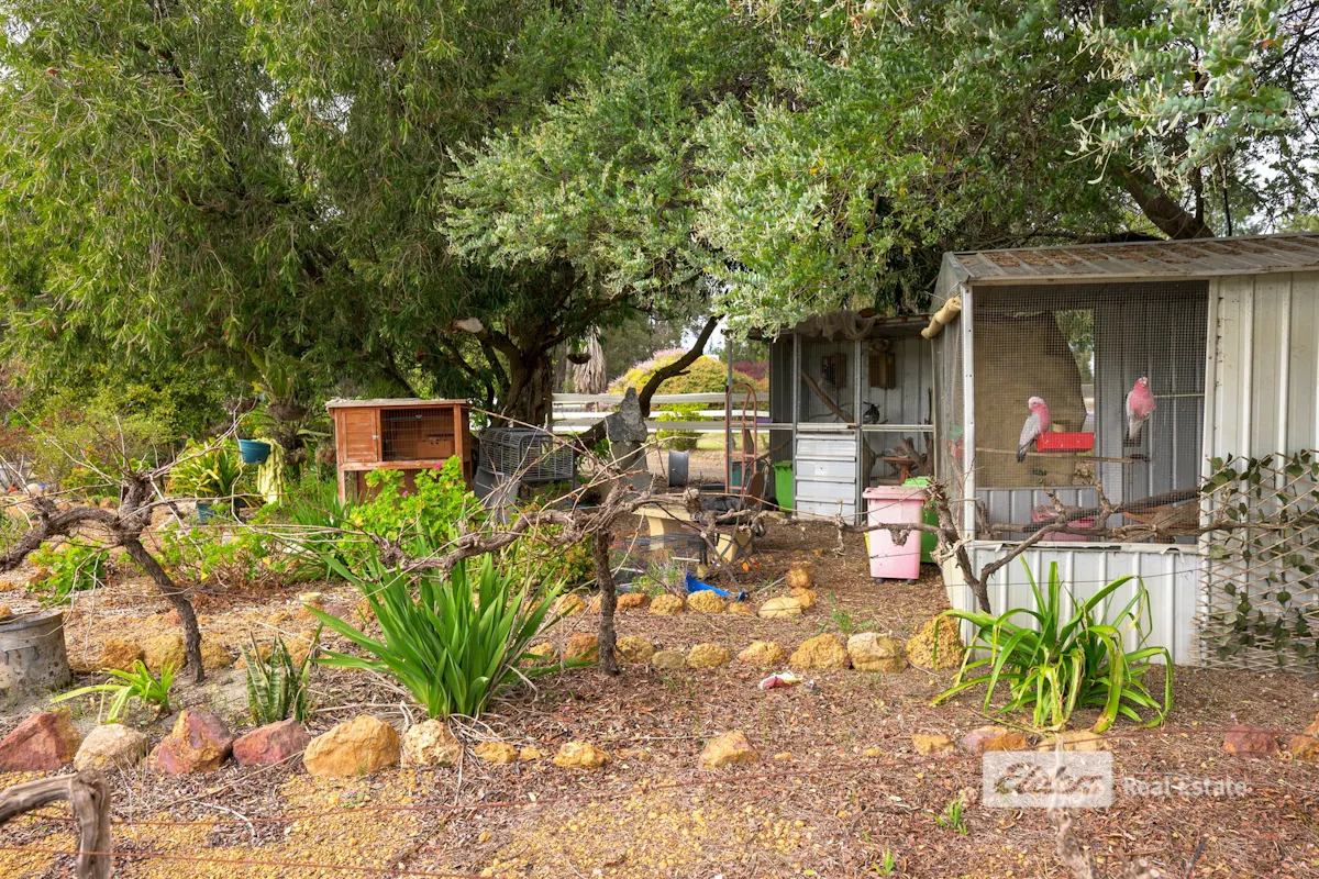 21155 South Western Highway — photo 18 of 29