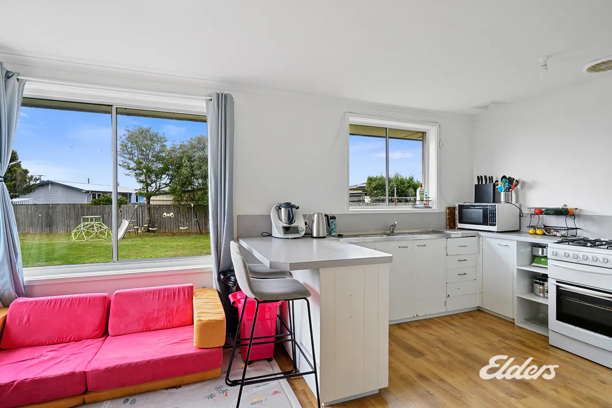 5 Leemael Court — photo 4 of 16