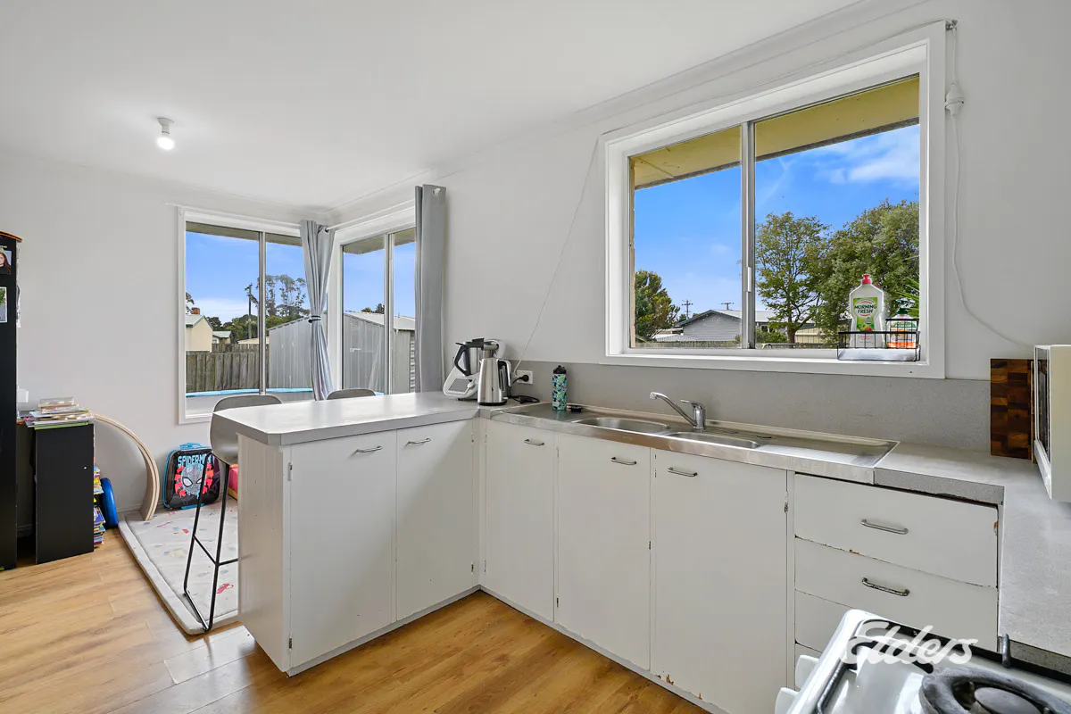 5 Leemael Court — photo 3 of 16