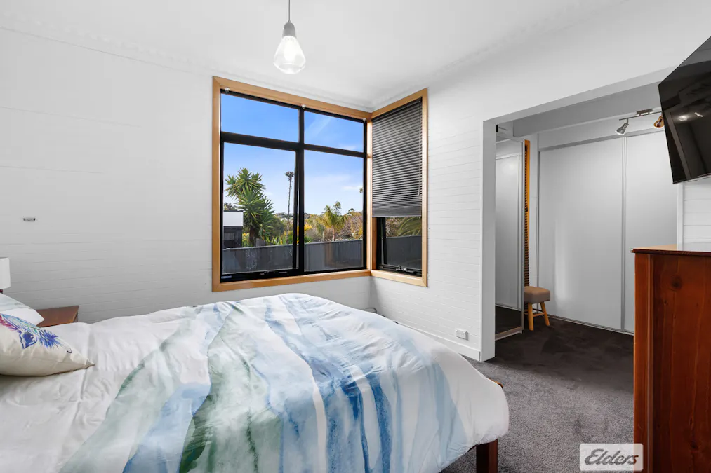 137  West Park Grove, Park Grove, TAS, 7320 - Image 11