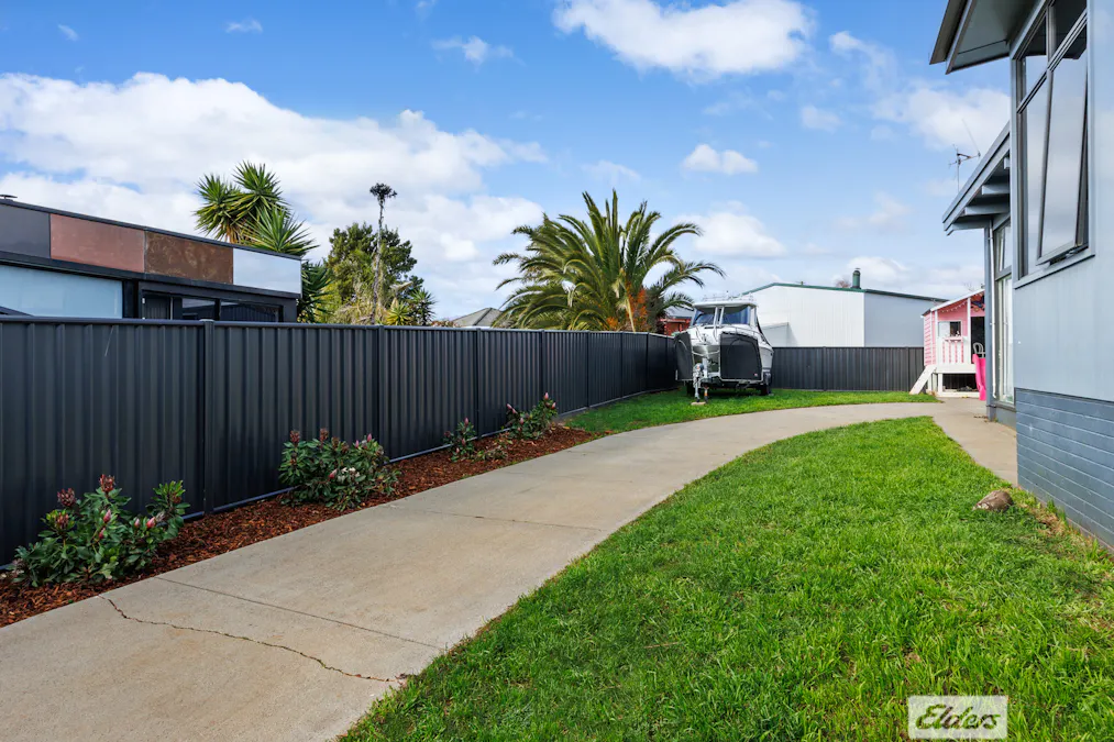 137  West Park Grove, Park Grove, TAS, 7320 - Image 19