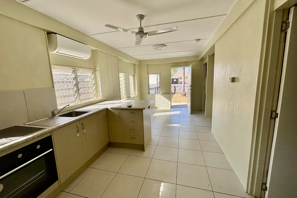 1/55 Lowth Street, Rosslea, QLD, 4812 - Image 4