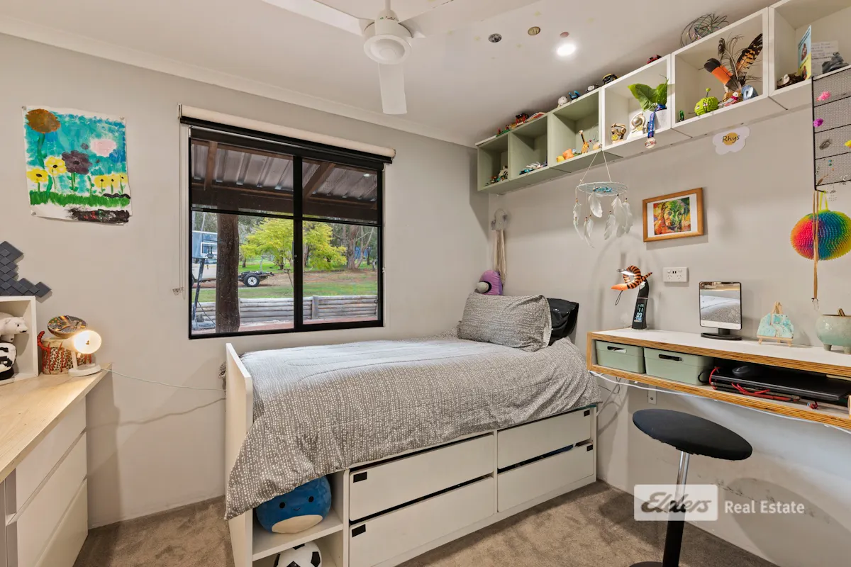 120 Upper Capel Road — photo 18 of 30